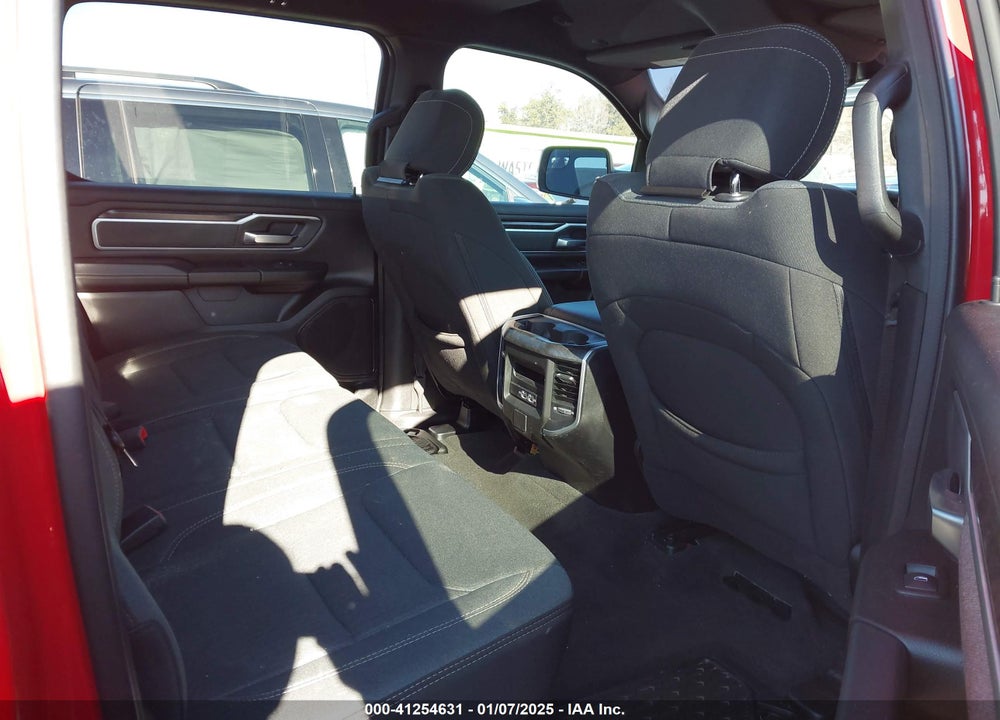 2023 RAM 1500 VIN: 1C6RREFT3PN552527