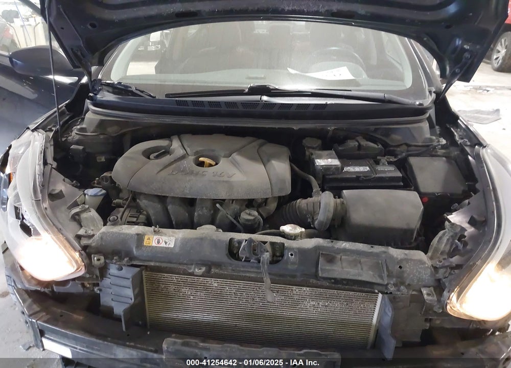 2016 HYUNDAI ELANTRA VIN: 5NPDH4AE5GH785964