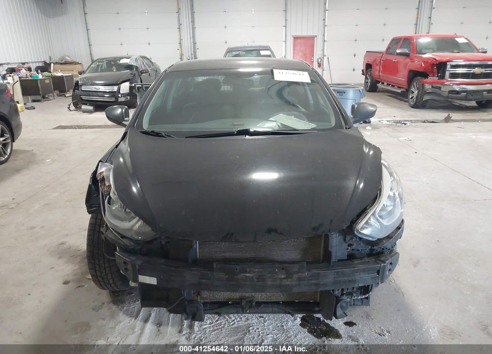 2016 HYUNDAI ELANTRA VIN: 5NPDH4AE5GH785964
