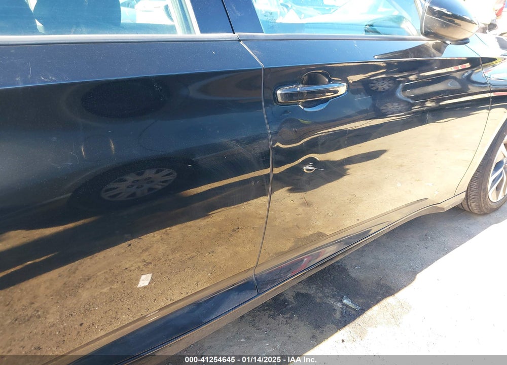 2019 HONDA ACCORD HYBRID VIN: 1HGCV3F15KA012319