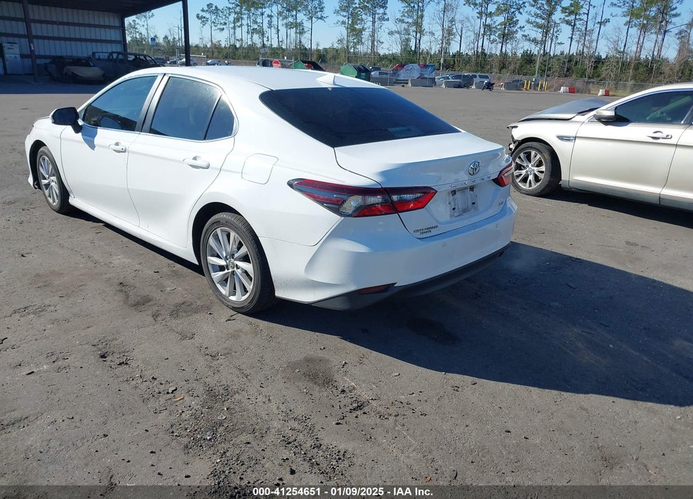 2021 TOYOTA CAMRY VIN: 4T1C11AK4MU590617