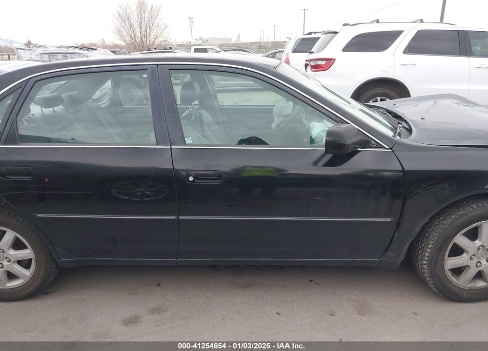 2004 TOYOTA AVALON XL VIN: 4T1BF28B84U375718