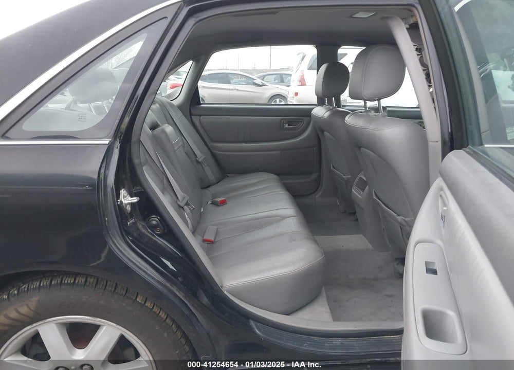2004 TOYOTA AVALON XL VIN: 4T1BF28B84U375718