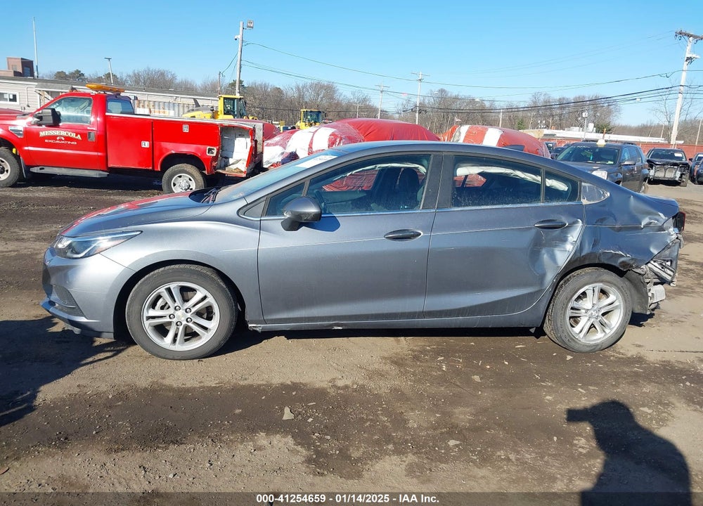 2018 CHEVROLET CRUZE VIN: 1G1BE5SM6J7117705