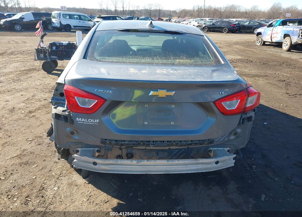 2018 CHEVROLET CRUZE VIN: 1G1BE5SM6J7117705