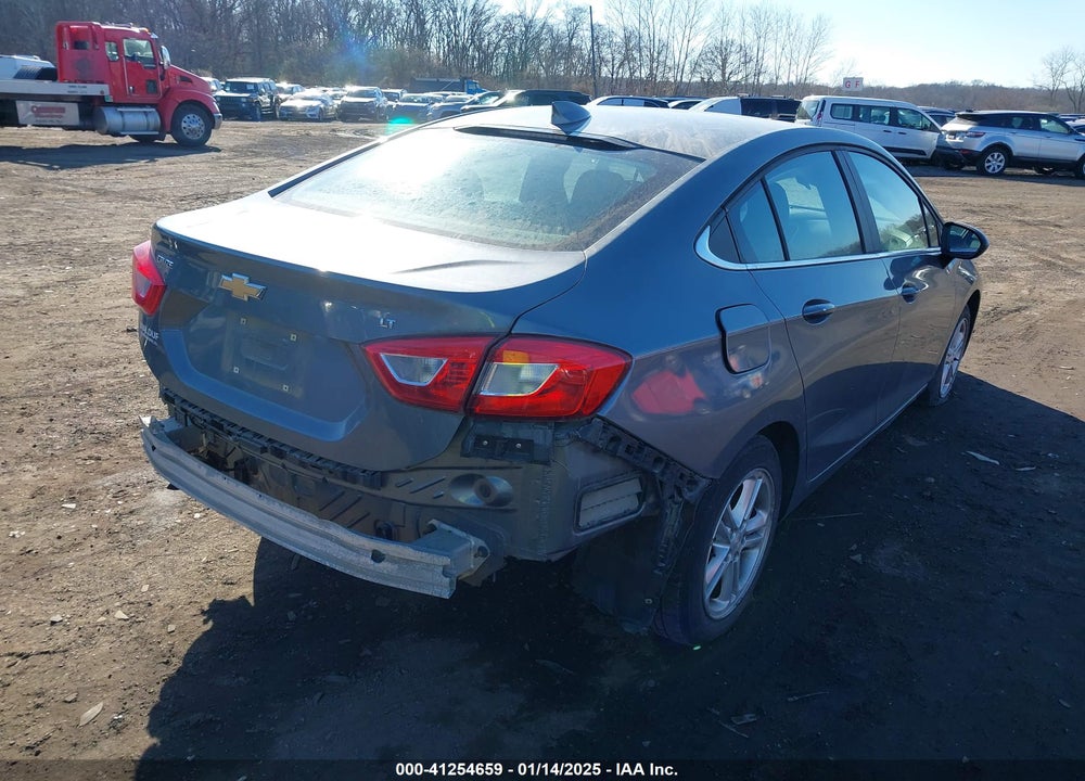 2018 CHEVROLET CRUZE VIN: 1G1BE5SM6J7117705