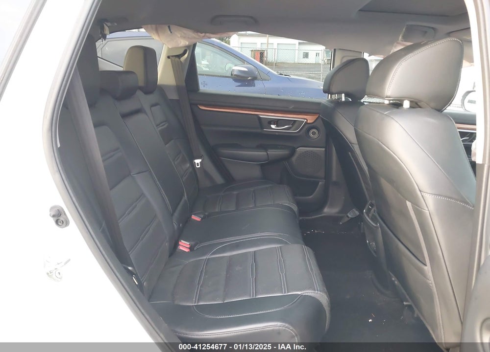 2017 HONDA CR-V TOURING VIN: 2HKRW2H91HH626871