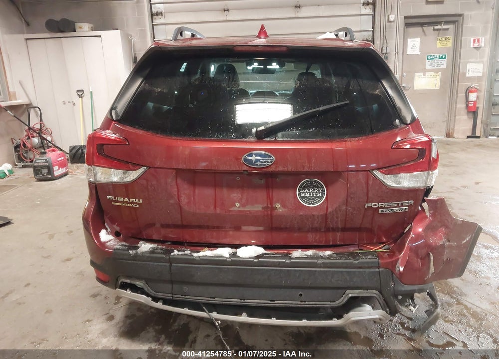 2019 SUBARU FORESTER TOURING VIN: JF2SKAWC0KH469704