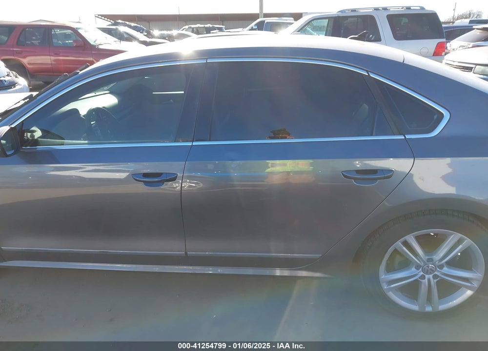 2015 VOLKSWAGEN PASSAT VIN: 1VWCV7A34FC034494