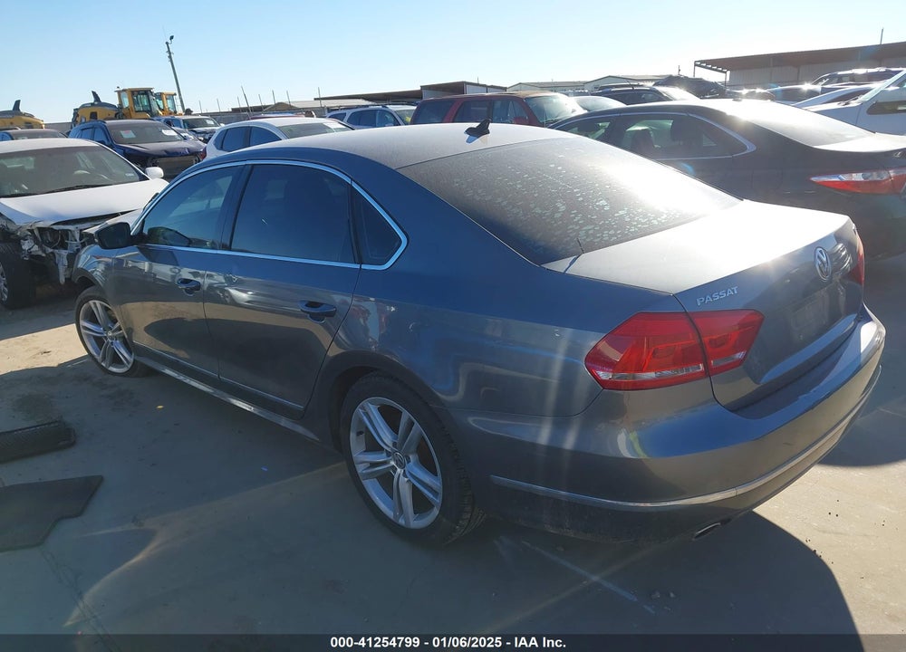 2015 VOLKSWAGEN PASSAT VIN: 1VWCV7A34FC034494