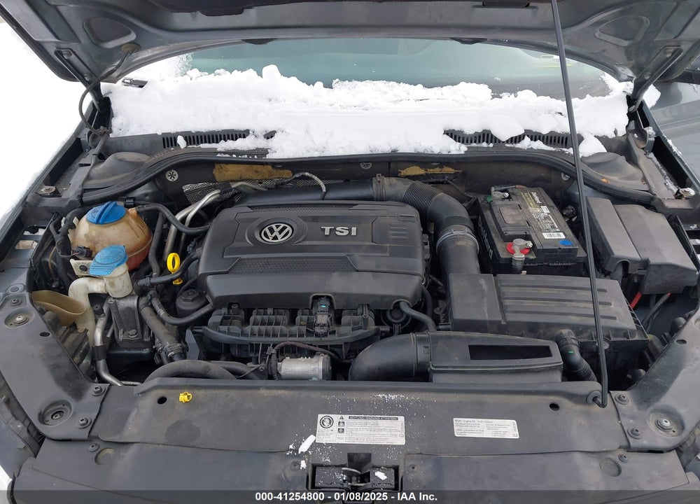 2014 VOLKSWAGEN JETTA VIN: 3VWD17AJ8EM362173