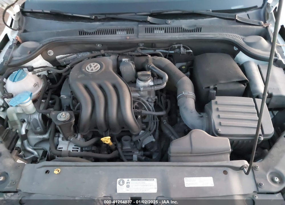 2015 VOLKSWAGEN JETTA 2.0L S VIN: 3VW2K7AJ5FM353890
