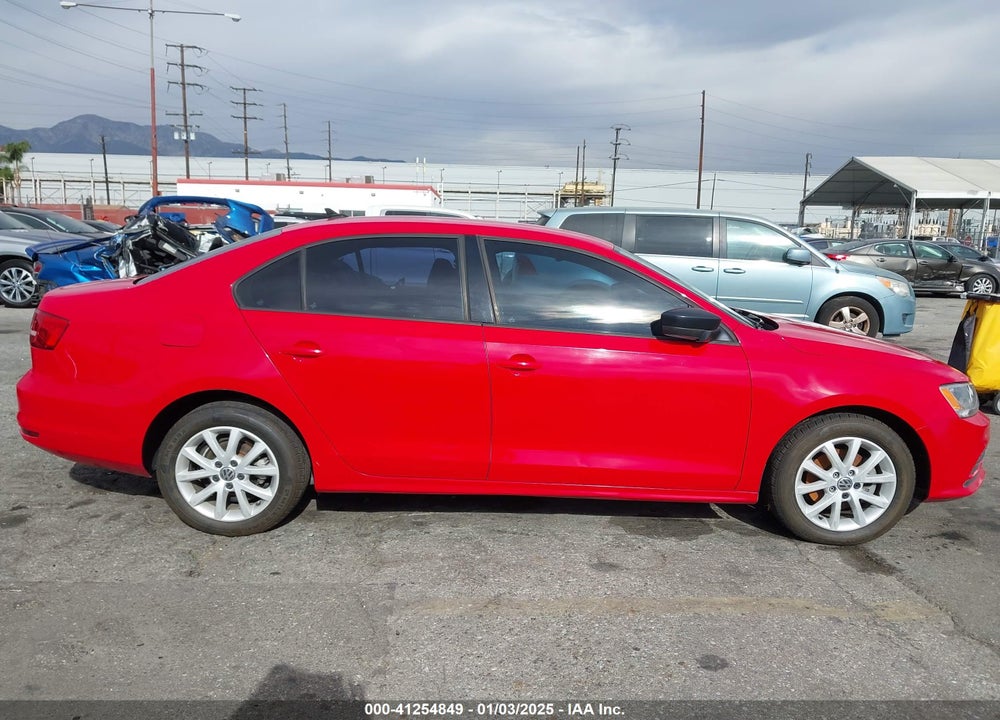 2015 VOLKSWAGEN JETTA 1.8T SE VIN: 3VWD17AJ4FM286324