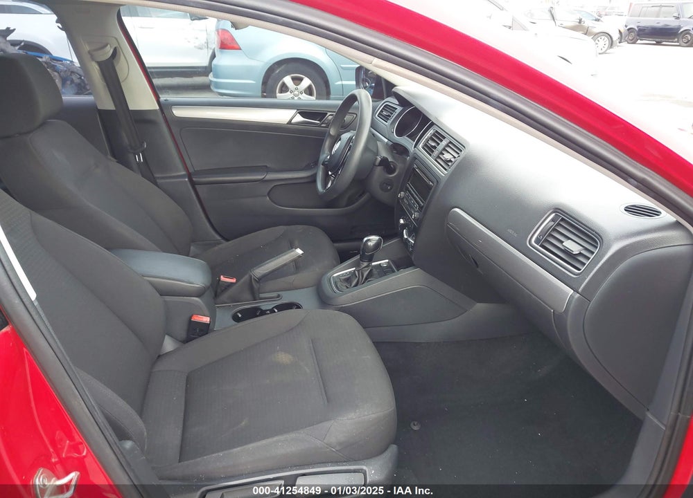 2015 VOLKSWAGEN JETTA 1.8T SE VIN: 3VWD17AJ4FM286324