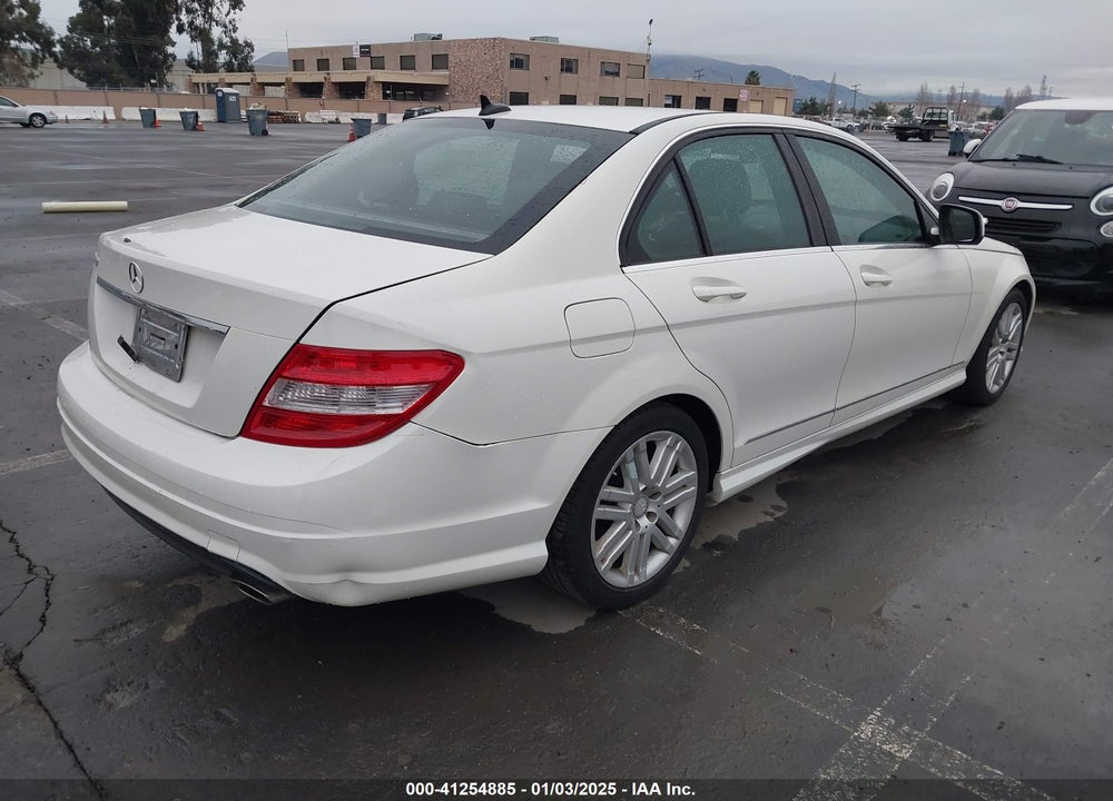 2008 MERCEDES-BENZ C 300 LUXURY/SPORT VIN: WDDGF54XX8F076339