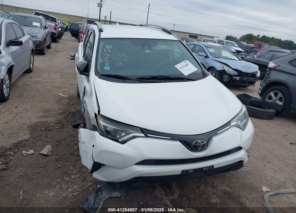 2018 TOYOTA RAV4 LE VIN: JTMZFREV1JJ736908
