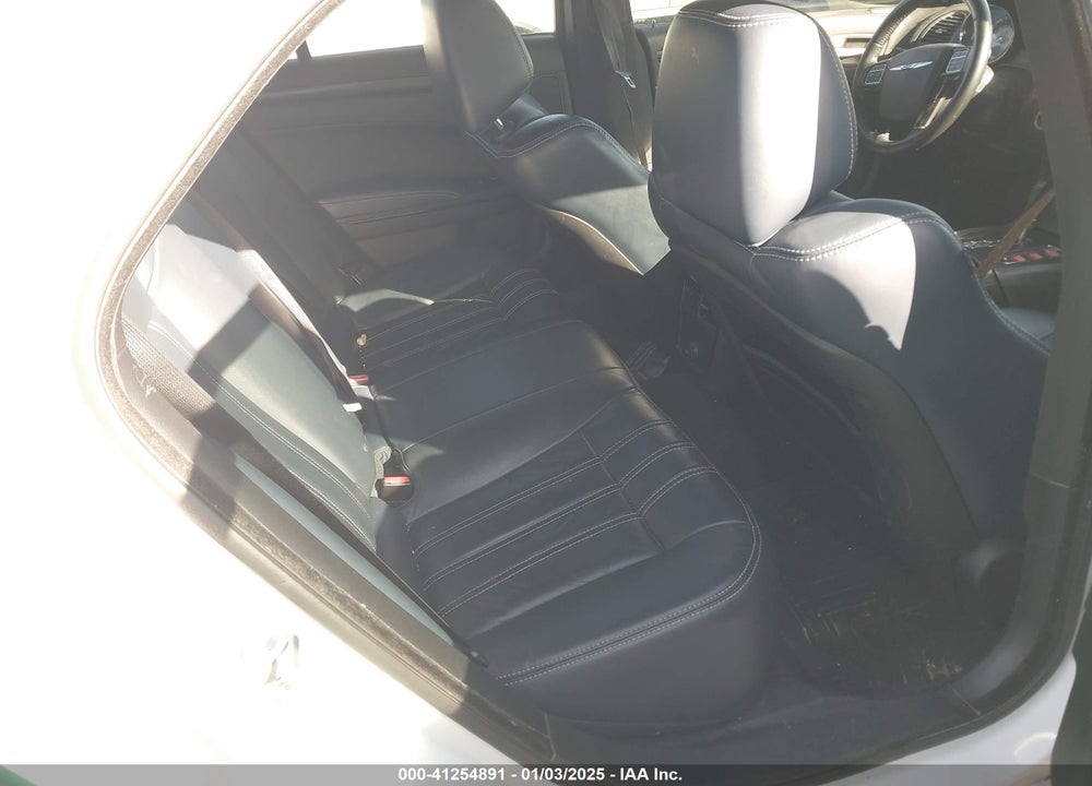 2014 CHRYSLER 300 300S VIN: 2C3CCABTXEH383034