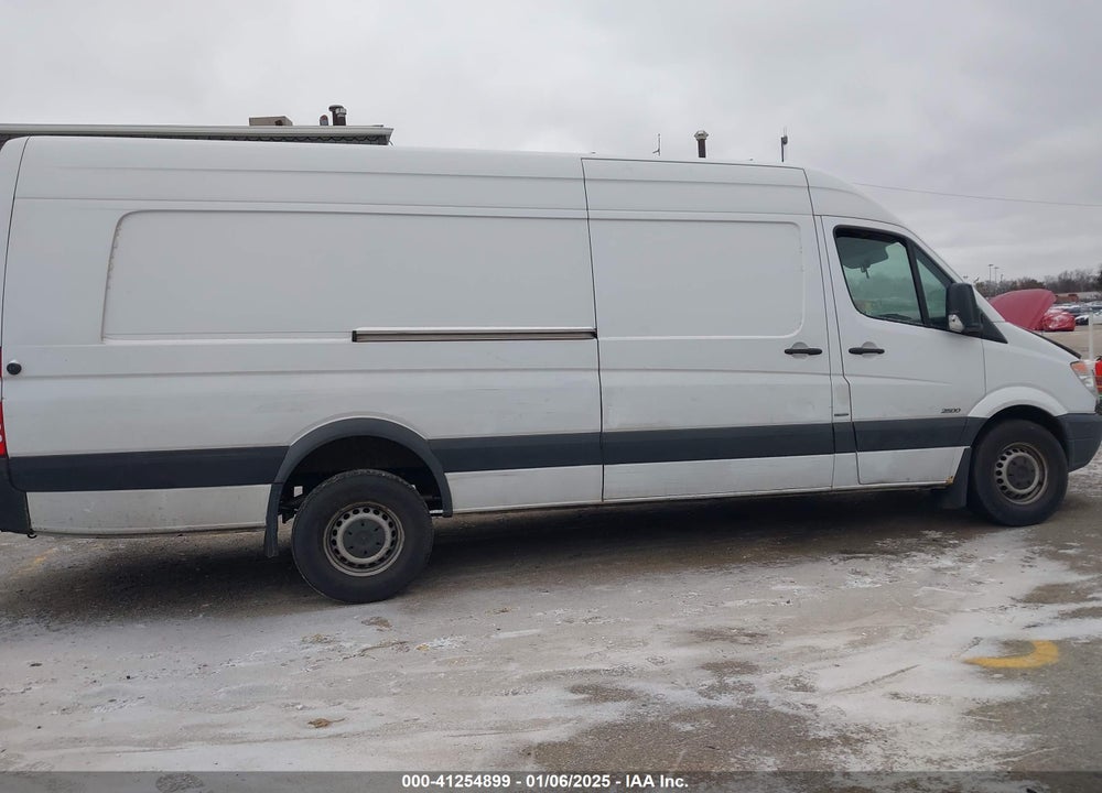 2011 MERCEDES-BENZ SPRINTER 2500 VIN: WD3PE8CC3B5557277