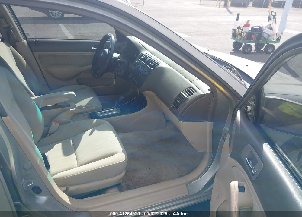 2003 HONDA CIVIC EX VIN: 2HGES26703H540675