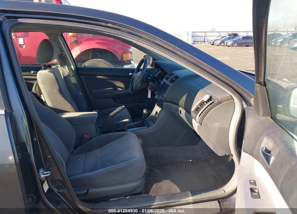 2003 HONDA ACCORD 2.4 EX VIN: JHMCM56683C034988