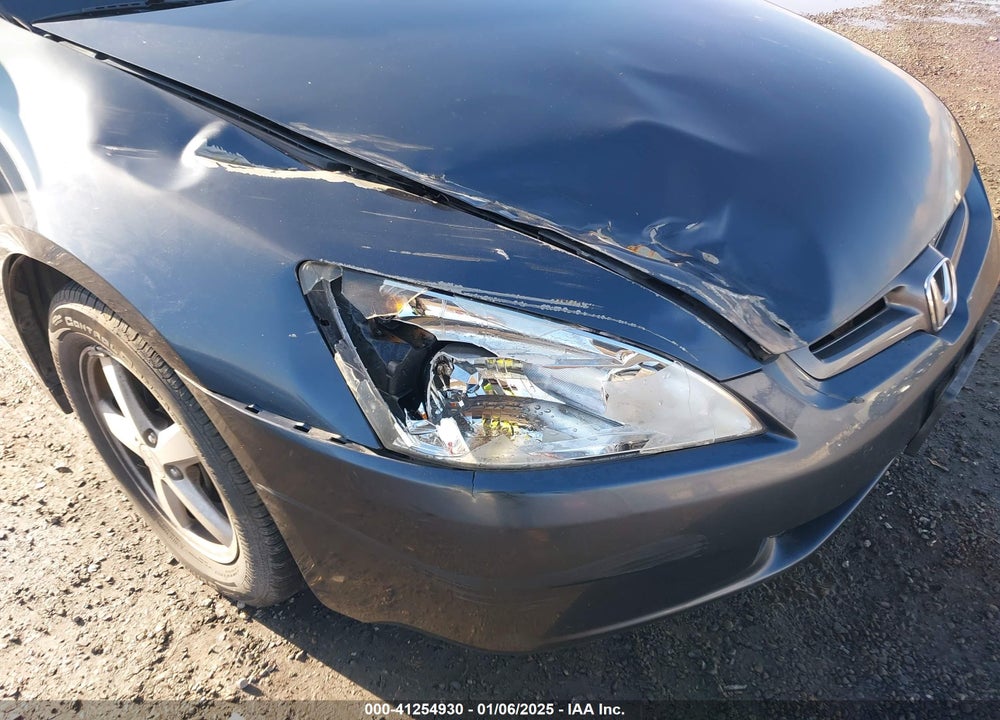 2003 HONDA ACCORD 2.4 EX VIN: JHMCM56683C034988