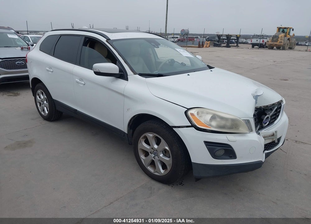 2010 VOLVO XC60 3.2 VIN: YV4982DL4A2102548