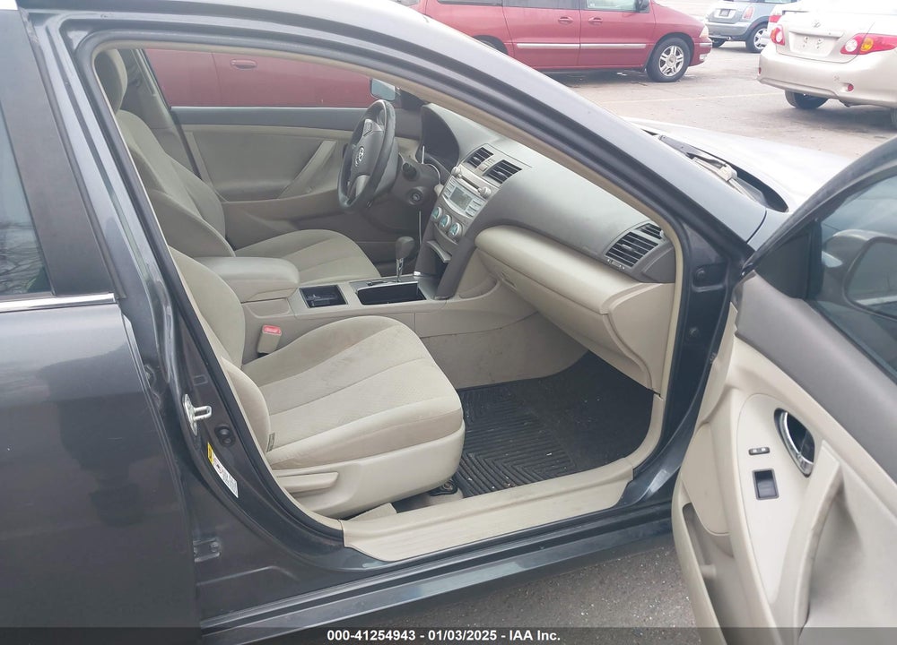 2009 TOYOTA CAMRY LE VIN: 4T1BE46K09U810188