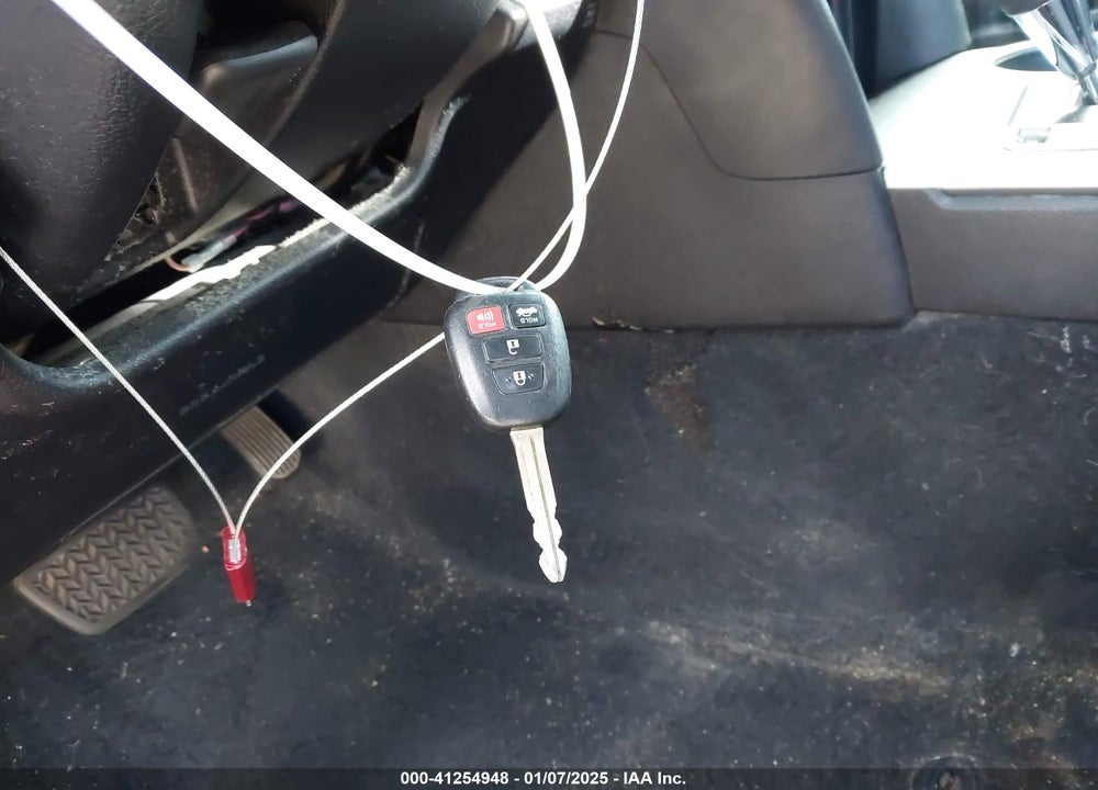 2012 TOYOTA CAMRY SE VIN: 4T1BF1FK7CU049520