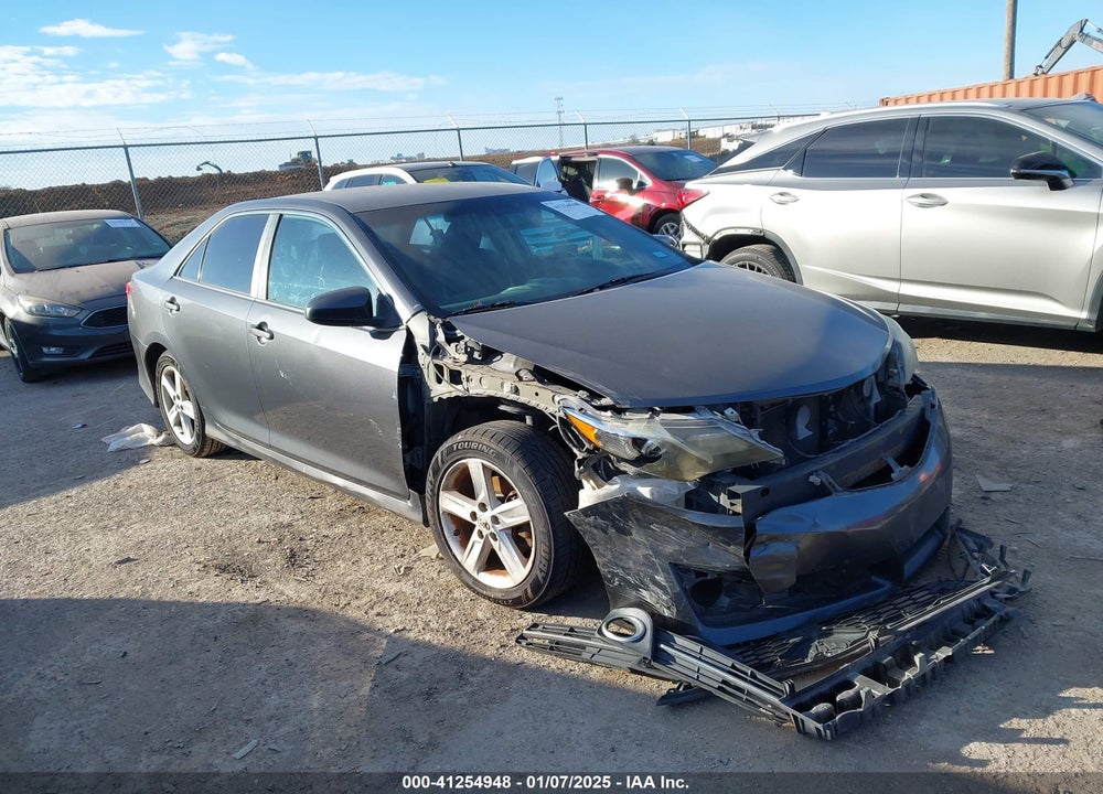2012 TOYOTA CAMRY SE VIN: 4T1BF1FK7CU049520