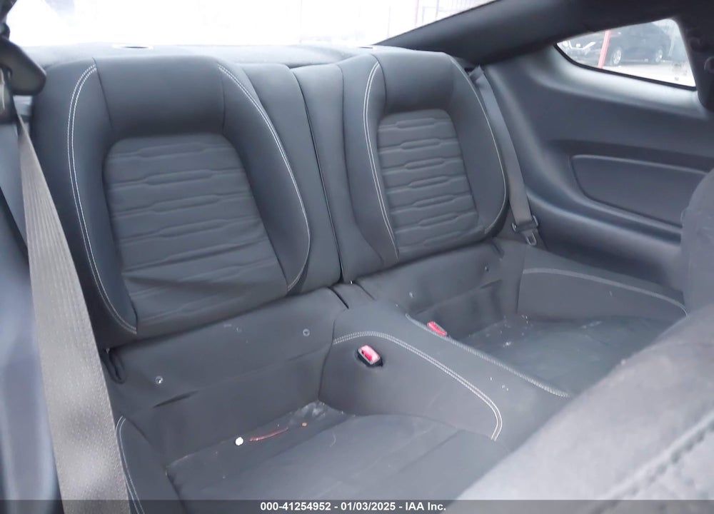 2015 FORD MUSTANG VIN: 1FA6P8CF1F5318392