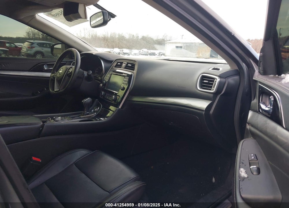 2017 NISSAN MAXIMA 3.5S/SV/SL/SR/PLAT VIN: 1N4AA6AP8HC457400