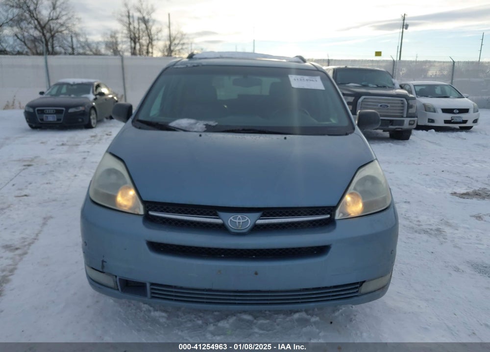 2004 TOYOTA SIENNA XLE LIMITED VIN: 5TDBA22C04S028506