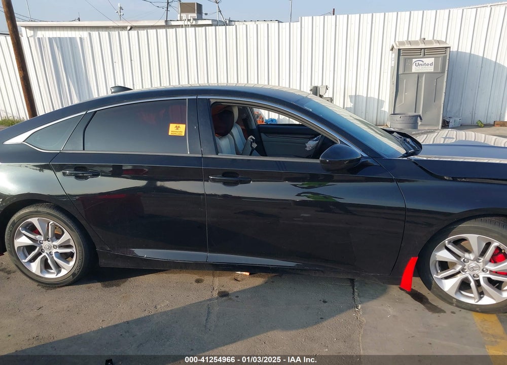 2018 HONDA ACCORD VIN: 1HGCV1F11JA014152