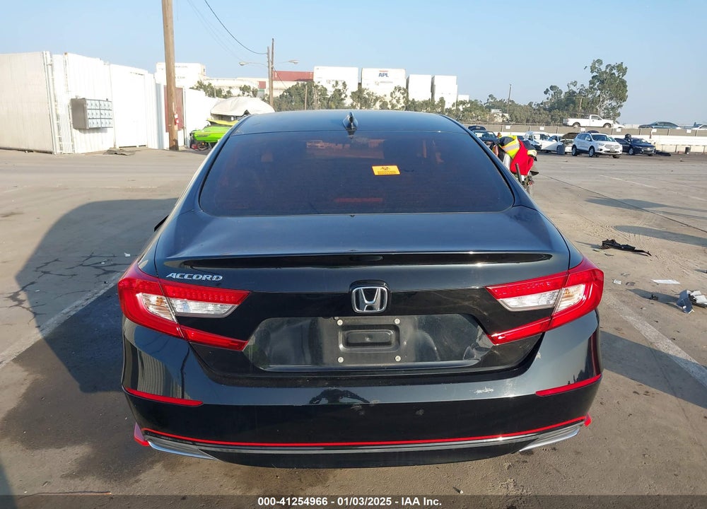 2018 HONDA ACCORD VIN: 1HGCV1F11JA014152