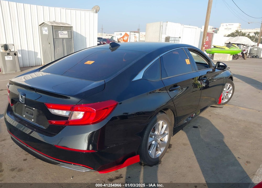 2018 HONDA ACCORD VIN: 1HGCV1F11JA014152