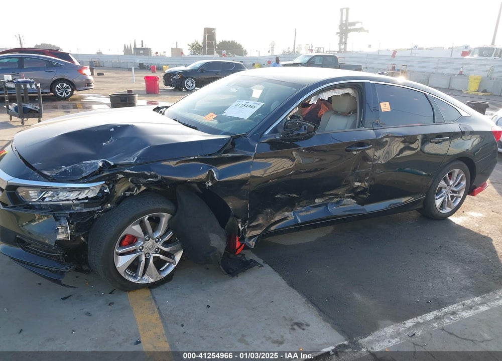 2018 HONDA ACCORD VIN: 1HGCV1F11JA014152