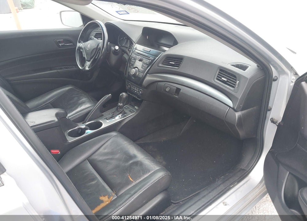 2013 ACURA ILX 2.0L VIN: 19VDE1F54DE007938