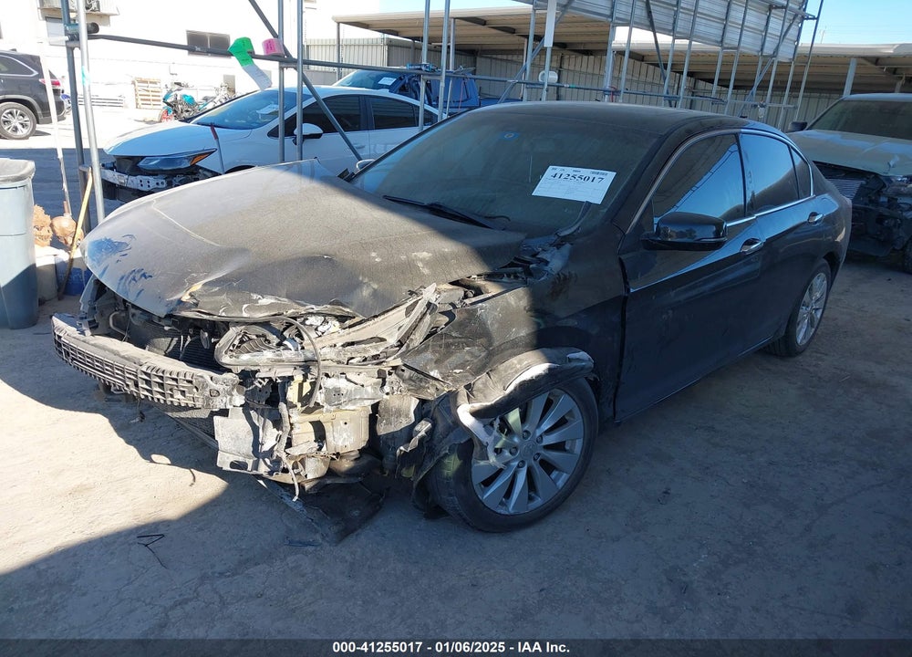 2013 HONDA ACCORD VIN: 1HGCR3F83DA038180
