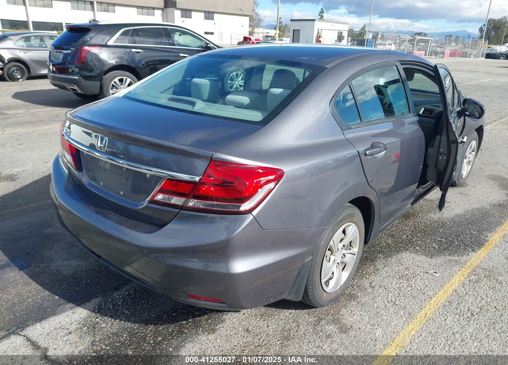 2014 HONDA CIVIC LX VIN: 19XFB2F57EE224903
