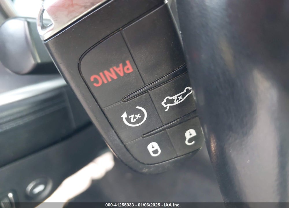2019 DODGE CHARGER VIN: 2C3CDXCT5KH757138