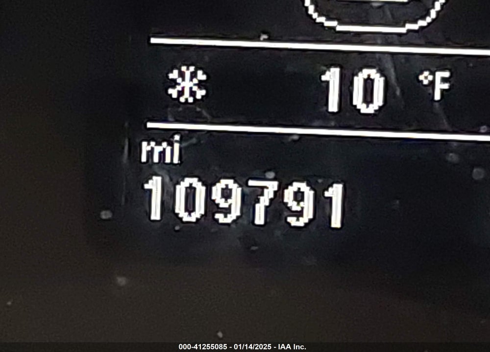2013 VOLKSWAGEN PASSAT 2.0L TDI SE VIN: 1VWBN7A38DC111182