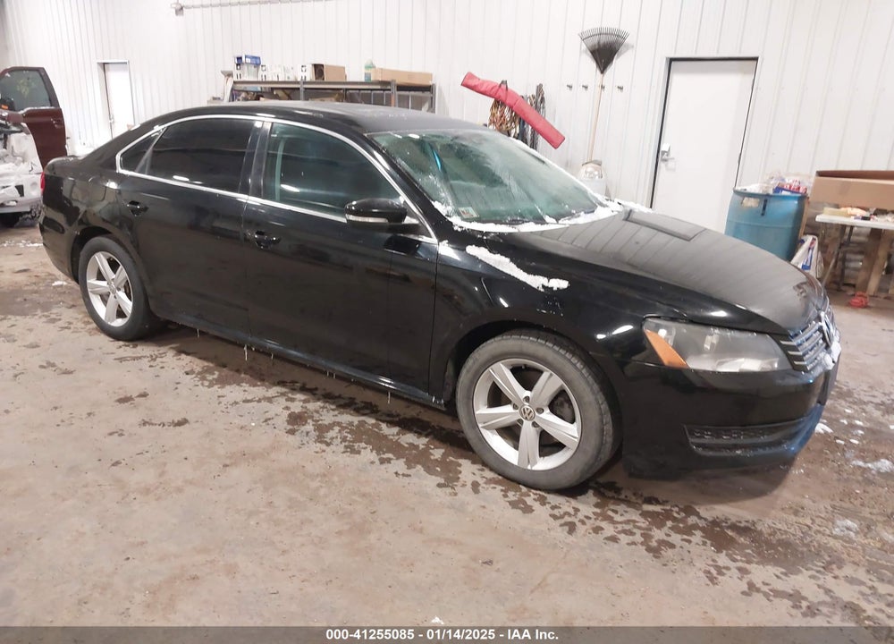 2013 VOLKSWAGEN PASSAT 2.0L TDI SE VIN: 1VWBN7A38DC111182