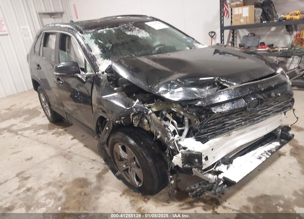 2023 TOYOTA RAV4 XLE VIN: 2T3W1RFV6PW268524