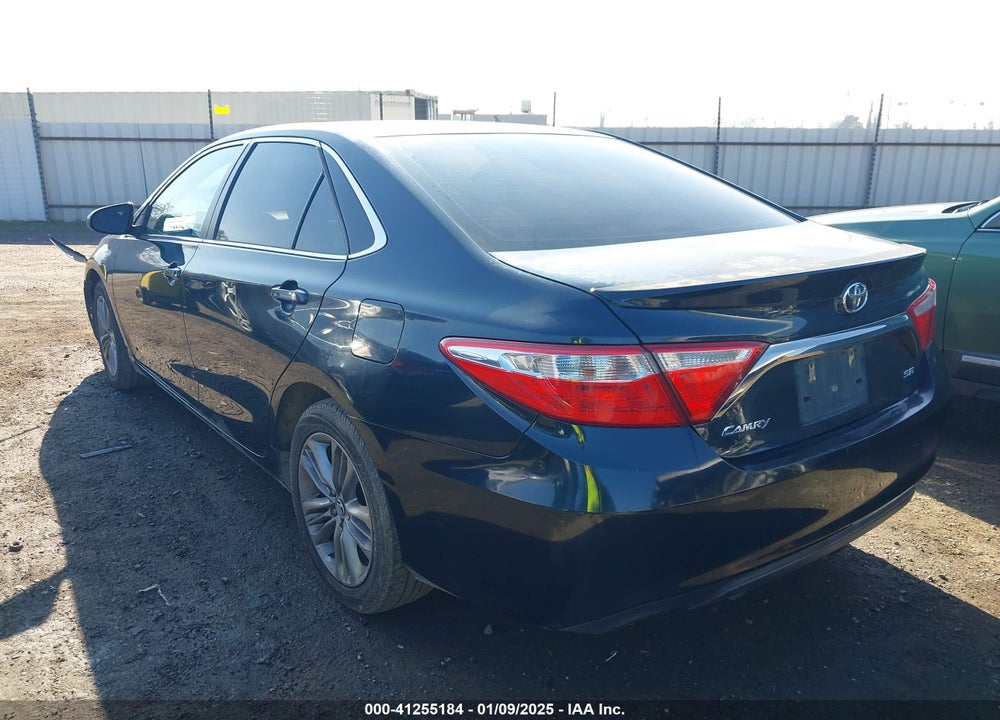 2016 TOYOTA CAMRY SE VIN: 4T1BF1FK4GU525552