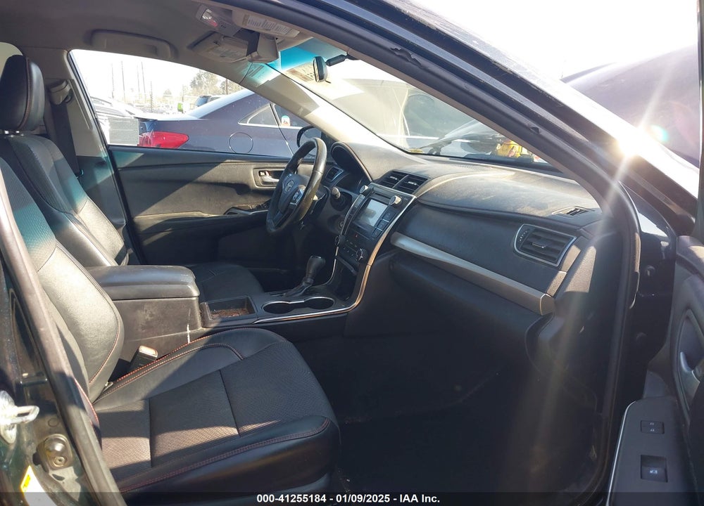 2016 TOYOTA CAMRY SE VIN: 4T1BF1FK4GU525552