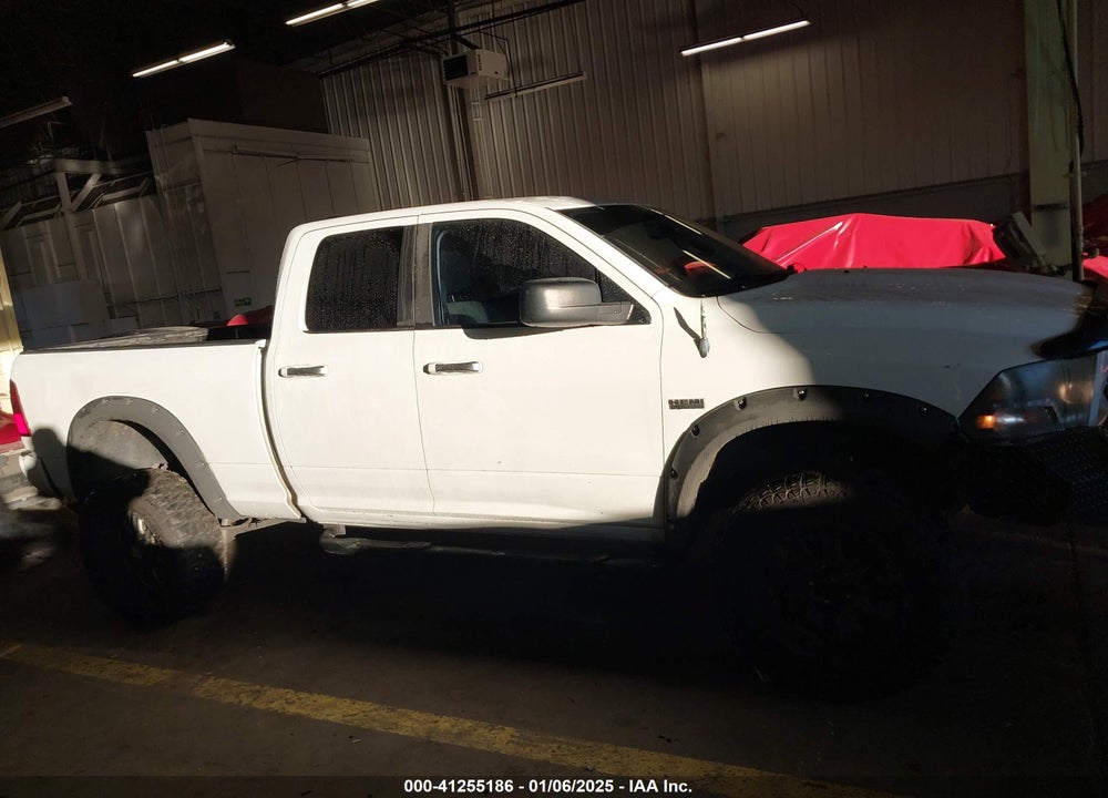 2011 RAM 1500 SLT VIN: 1D7RV1GT0BS638213
