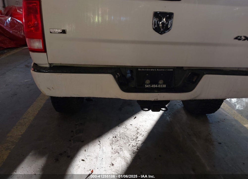 2011 RAM 1500 SLT VIN: 1D7RV1GT0BS638213