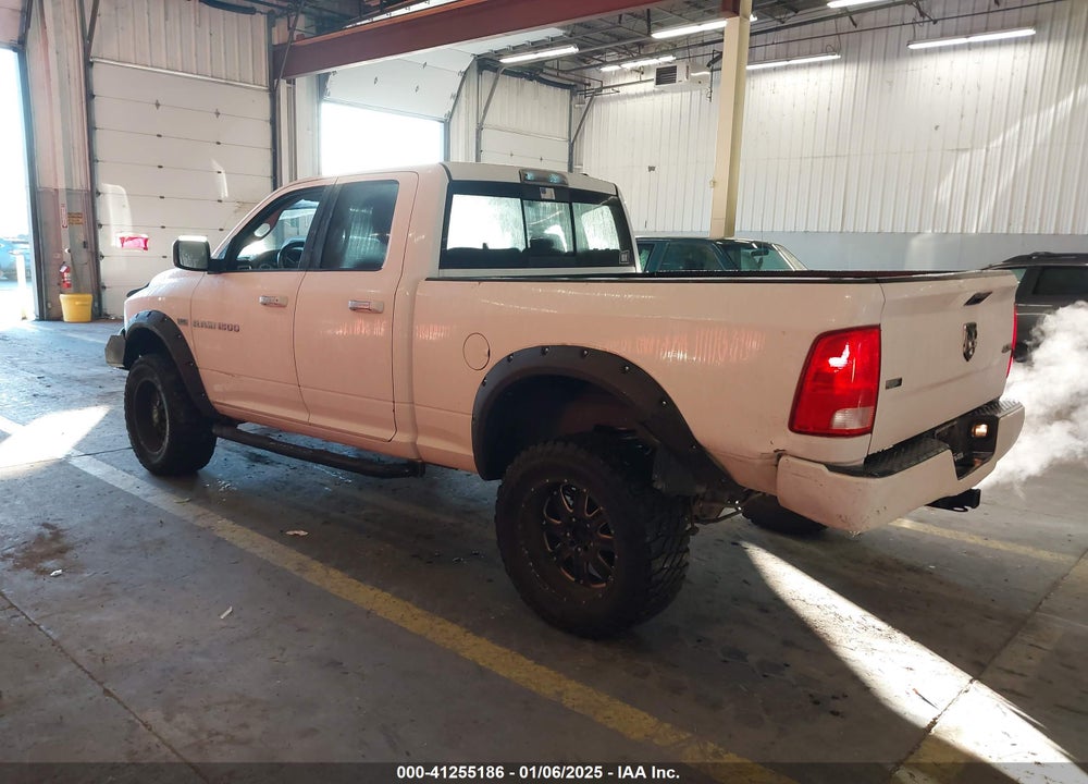 2011 RAM 1500 SLT VIN: 1D7RV1GT0BS638213