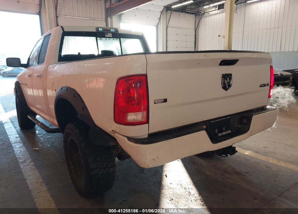 2011 RAM 1500 SLT VIN: 1D7RV1GT0BS638213