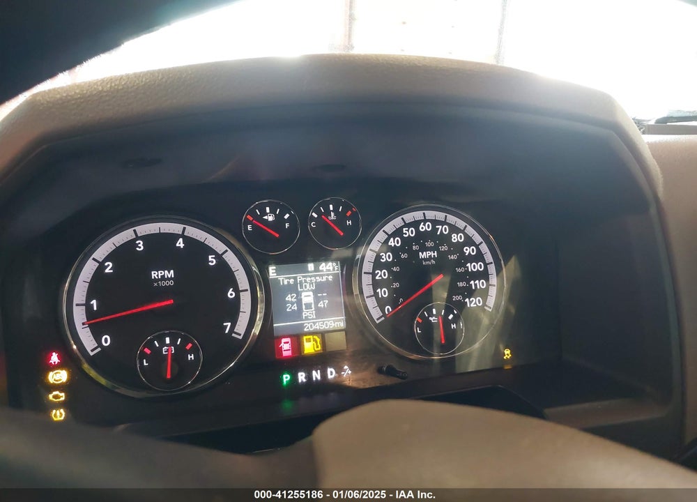 2011 RAM 1500 SLT VIN: 1D7RV1GT0BS638213